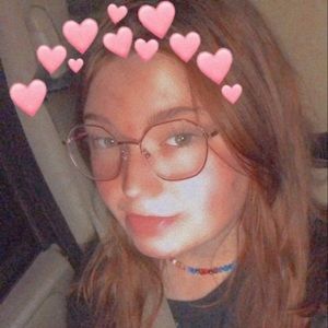 Meet your Posher, Kelli